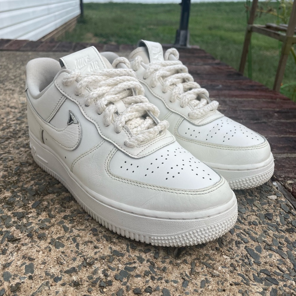 Women’s Nike Air Force 1 ‘07 LV8 Needlework Sneakers